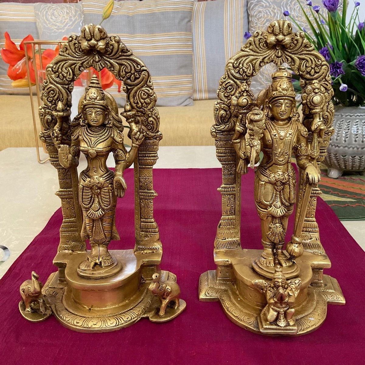 Novrla Lord Vishnu Lakshmi Brass Idol - Decorative Home Decor